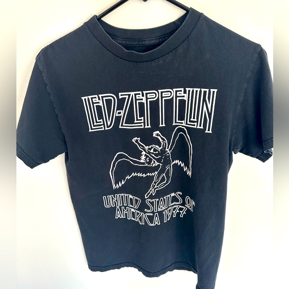 Led Zeppelin t-shirt, boys Large